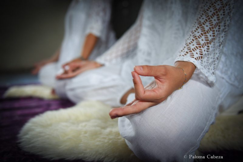 AKalyana - Kundalini Yoga - Mudra